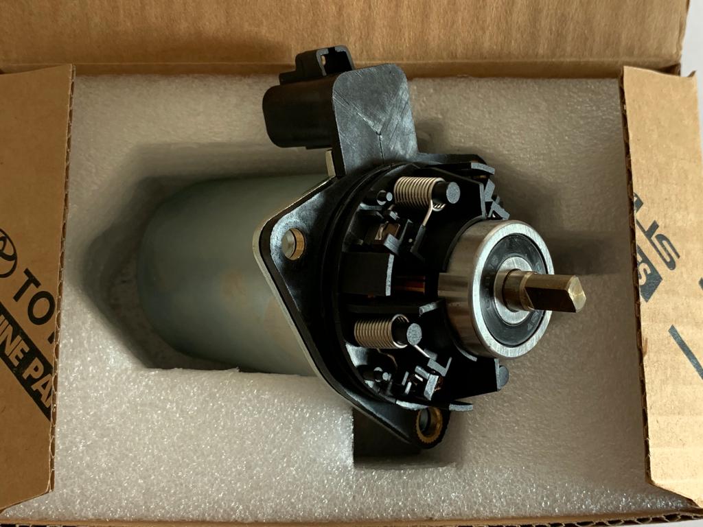 TOYOTA%20COROLLA%20%20AURİS%20VERSO%20YARİS%20İÇİN%20AKTUATÖR%20MOTORU%205FS%205%20İLERİ%20OEM