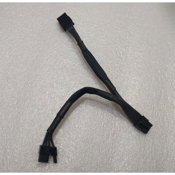 PCI-e%20to%20PCI-e%20Power%20Kablosu%20(PCI-e%208%20pin%20to%202x%20PCI-e%208%20pin)(20+20%20cm)